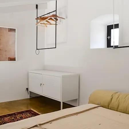 Sisters-homes Vidovici 5 בית נופש Martinšćica