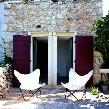 Sisters-homes Vidovici 5 Holiday home Martinscica (Cres)